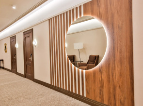 Отель Valeri Classic