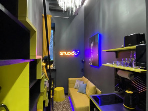 Апартаменты StudioV Batman