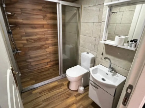 Отель Moon Blue