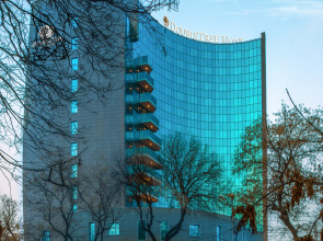 DoubleTree by Hilton Hotel Yerevan City Centre