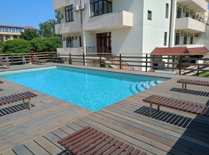 U Morya Hotel