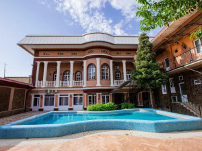 Отель Art House