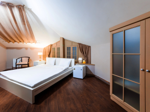 Отель Купеческий Дом