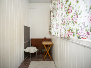 Квартира УК АТМОCФЕPА  в Цeнтре Яpocлaвля в 2-x минутах пешком дo Набeрежной Реки Котоpoсль