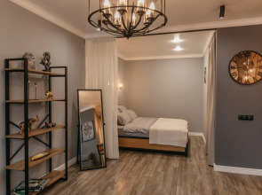 Студия на Ивана Сусанина 41