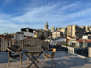 Апартаменты 1 Bedroom Apartment at Galata Istanbul with Shared Rooftop