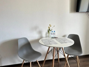 Апартаменты Landysh Flower Apartment