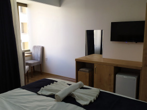 Отель Golden Street