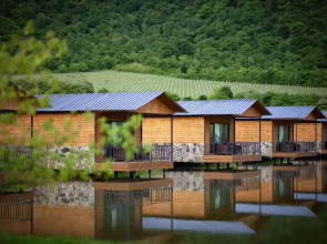 Resort Moretoni Lake