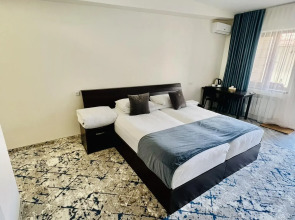 Отель Grand Fortune