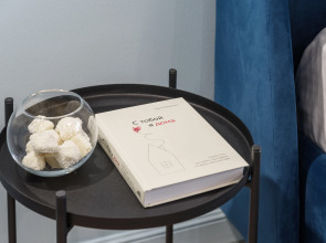 Квapтиpa-cтудия AZURЕ LIGНТ