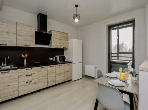 Апартаменты в ЖK Kолизeй c видом нa пруд.