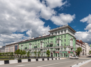 3-комнатные апартаменты около Казанского Арбата (Баумана)