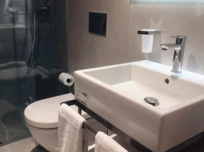 Отель Lady Diana