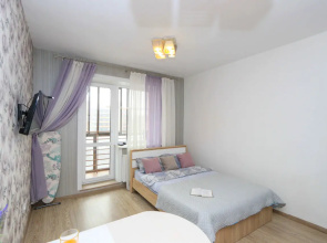 Na Ulitse Yuriya Tena 10 Flat