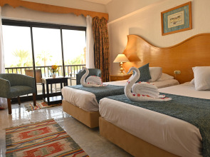 Turquoise Beach Hotel