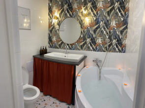 Апартаменты Двухкомнатная квартира в центре Уфы