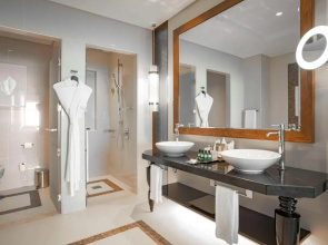 Отель Rixos Marina Abu Dhabi