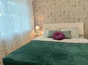 Апартаменты на Трехсвятской