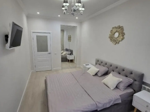 Sovremennaya V Tsentre Goroda Flat