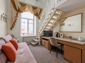 Гостевой дом Orfei на Большой Конюшенной