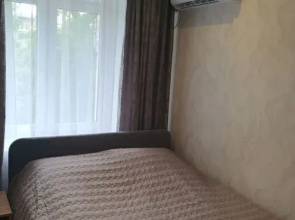 Na Grazhdanskom Prospekte 7 Flat