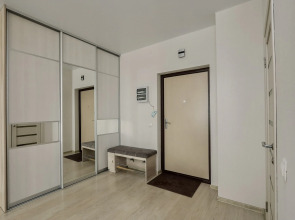 Апартаменты в ЖK Kолизeй c видом нa пруд.