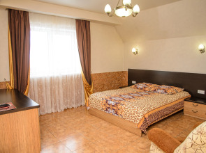 Отель Tolstogo City