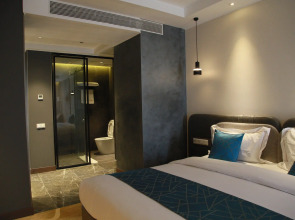 Отель Sofia International