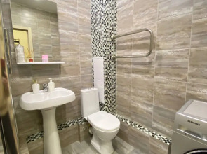 Апартаменты видовые на 14 этаже рядом ТРК Родник