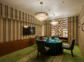 Отель Президент