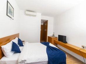 Bellapais Oasis Hotel