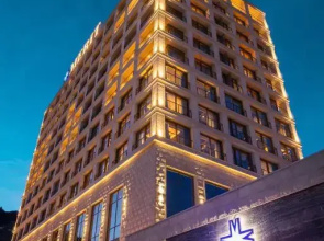 Merit Starlit & Residence Hotel