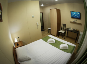 Отель Глобус