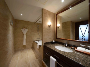 Отель LOTTE City Tashkent Palace