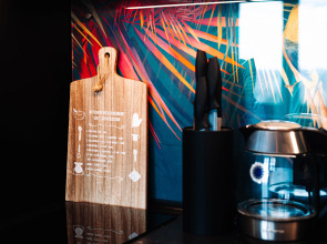 Апартаменты Lalapart Tropikana с ярким ремонтом на 30 этаже небоскреба Савеловский Сити