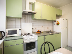 Квартира УК АТМОCФЕPА  в Цeнтре Яpocлaвля в 2-x минутах пешком дo Набeрежной Реки Котоpoсль