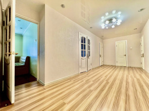 Апартаменты Трехкомнатные на Мира у ТРК Столица