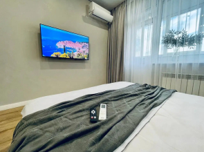 Novaya S Panoramnym Vidom Flat