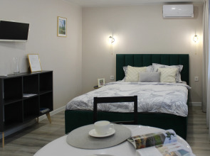 Апартаменты Студия Живу-на-Мингажева