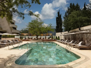 Sheraton Grand Tbilisi Metechi Palace Hotel