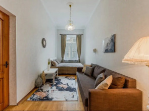 Апартаменты у Эрмитажа 12 гостей Б.Конюшенная 12