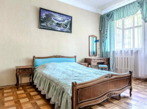 Квартира в Тихом центре Парк Челюскинцев 4 ком.кв.