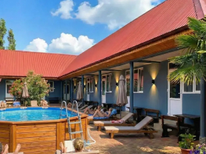 Mini hotel Grafit Khaus