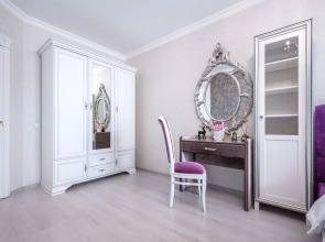 Apartments Bolshoi by Roomers