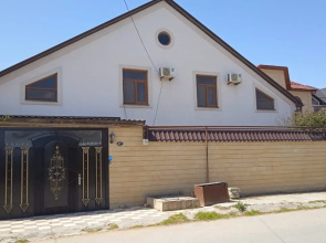U Morya S 5 Spalnymi Komnatami Na 15 Chelovek Private House
