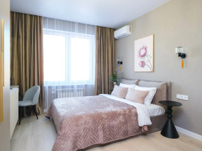 Большая Однокомнатная Квартира с Видом на Реку и Новым Ремонтом