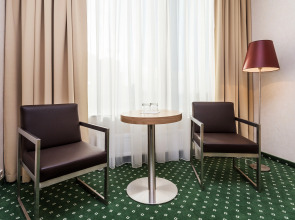 Отель Green City Hotel