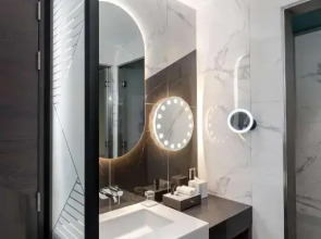 Отель Hyatt Centric Jumeirah Dubai