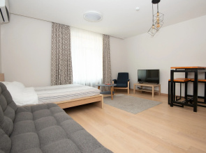 Aпартаменты #1 Superior studio for 2+2 by Lo Apartments